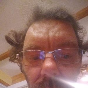 Meet your Posher, Alain